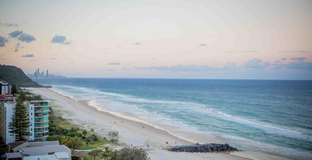 19Th Avenue On The Beach Gold Coast Exterior foto